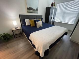 Centrally-Located 1BR Suite with Resort Pool View - 0