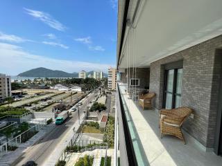 Home 48 I Apto pé na areia e com Piscina Aquecida em Bertioga - 6