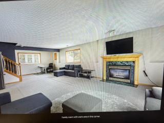 Entire Home in Rosemount, Minnesota - 8