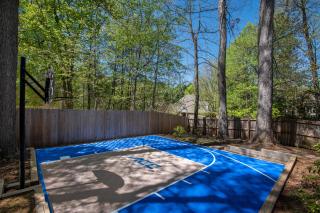 HotTub, FirePit, Basketball, 15 Min To Sedgefield - 6