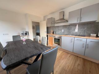 Traumhafte 3 Zimmer Ferienwohnung mit Balkon - 7