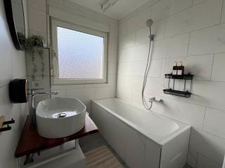 Traumhafte 3 Zimmer Ferienwohnung mit Balkon - 2