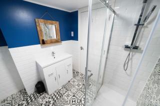 Bright Bath Apartments, 3 Mins to Station - 3