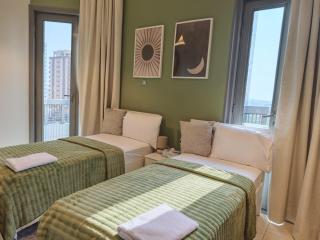 TheGrid-Downtown HomeStay Abu Dhabi - 4