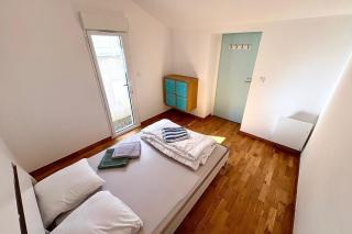 Bright house with garden - 8