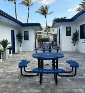 Hollywood Sunrise - 8