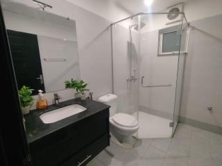 Car enthusiast themed 2 bedroom apartment - 9