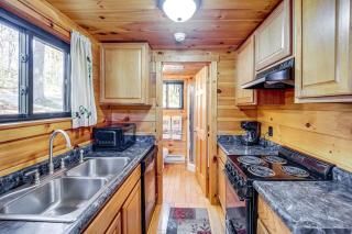 Hocking Hills Lake Gem with Hot Tub, Dock, 100 Acres - 6