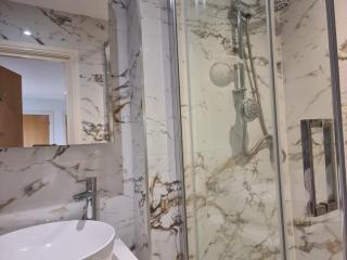 Platinum Apartments by Select SA - 3