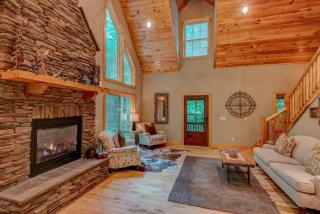 Beech Creek Cabin - 6