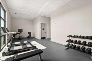 Three King Suites with Pool Gym Balcony Garage Right on Music Row Downtown Views from Rooftop Walk to RCA Studio B & Local Dining Elevator Access 24 Hr Hospitality - 1