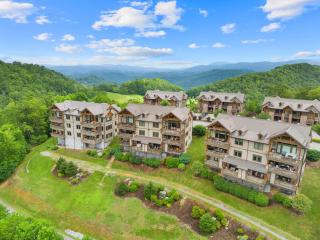 Endless Grandfather View at Echota - 8