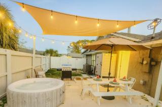 Stunning 4BD Jacuzzi - 4 Min To Beach Panama City - Panama City Beach - 0