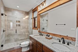 Cornerstone Cabin at Eagles Nest - 4