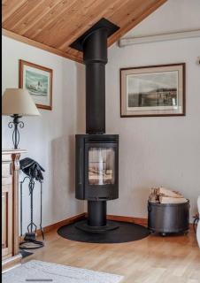 Ein großes Hausam Wald mit Bach für 8 Personen - 1