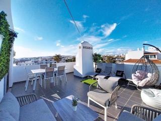 HIMALAYA ROOFTOP Sea VIEW - 6