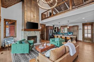 Llama Creek Cabin at Eagles Nest - 6