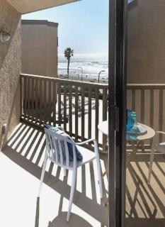 Oceanfront 2 Bedroom Condo with Beach Access - 0