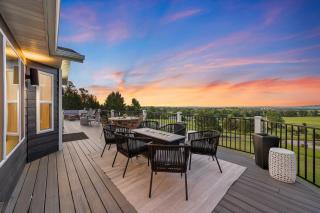 Black Hills Getaway with Hot Tub & Game Room for 18 - 8