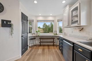 Black Hills Getaway with Hot Tub & Game Room for 18 - 2