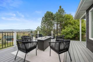 Black Hills Getaway with Hot Tub & Game Room for 18 - 9