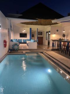 Magritte - Balinese Style By Sp Villa Management - 8