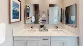 Oceanfront 2 Bedroom Condo with Beach Access - 1