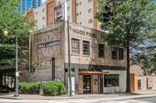 Modern Downtown 2 Bed 2 Bath Near Aquarium - 9