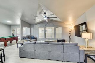 Golf, Fish and Unwind! Group Getaway in Fort Mohave - 4