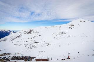 HOM I SKI IN-OUT frente a la Cordillera 4D3B 9PAX - 1