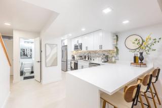 Ocean Pool view I Beach front I Near Flagler 2BR - 2