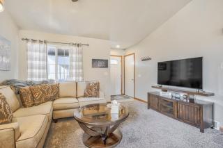 Hot Tub Retreat Near Fort Carson - 6