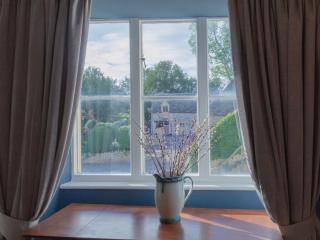 Badminton Farm Cottage - 2