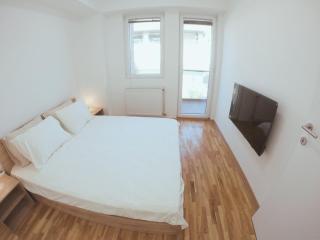 Rosemary Apartment - 3