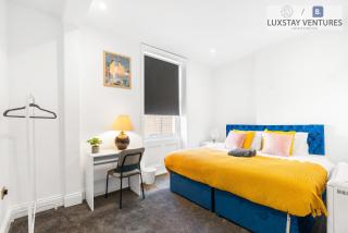 The Lanes Luxury Apartment - City Centre, 2 Bed 2 Bath with Lift, Sleeps 8 - 1