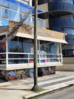 25C - Pé na Areia do Tombo, 1 Suite Master, Ar Cond, 2Wc, 1 vaga, Roupa de Cama e Vivo fibra - 2