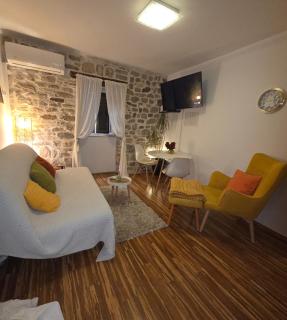 Golden Dream in Diocletian Palace - 9