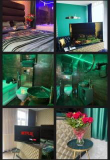 Gold Glass z Jacuzzi &Sauną Rynek Centrum - 5