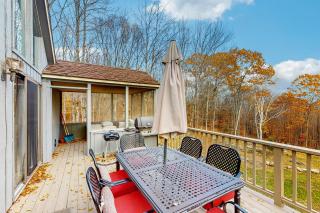 Farmhouse on the Road - 6