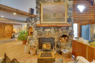 Life on Easy Street with Hot Tub 7 Mi to Dwtn! - 2