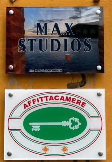 Max studios - 0