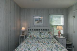 Janet's Blue Haven - 4