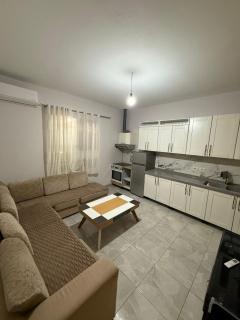 Stunning Tiran Apartment - 9