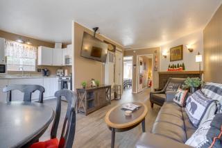 Big Bear Ski Hideaway! Cozy Cabin with Fenced Yard - 4