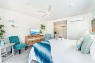 The Tropical Breeze Cottage - 6