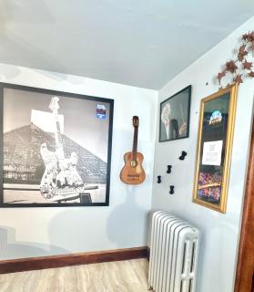 Near Downtown, Tremont, Ohio City, and central! - Cleveland - 6