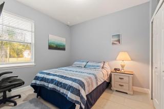 The Blue Oasis, a beach-themed Florida getaway - 9