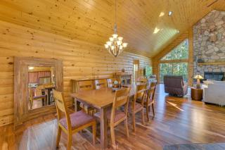 Luxury Cabin in The Reserve at Boyne Mountain - Boyne Falls - 3