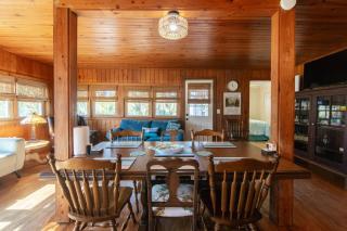 1104 Byrd St-The Dolphin - 2