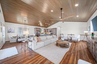 His and Hers by Youngs Suncoast - 6